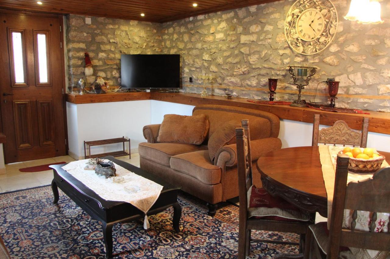 Gorianades Traditional House Gorianadhes Bagian luar foto